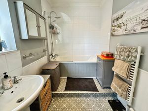 SILCOTT STREET- click for photo gallery
